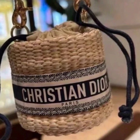 Dior Beige and Navy Mini straw Bag - Picture 5 of 8